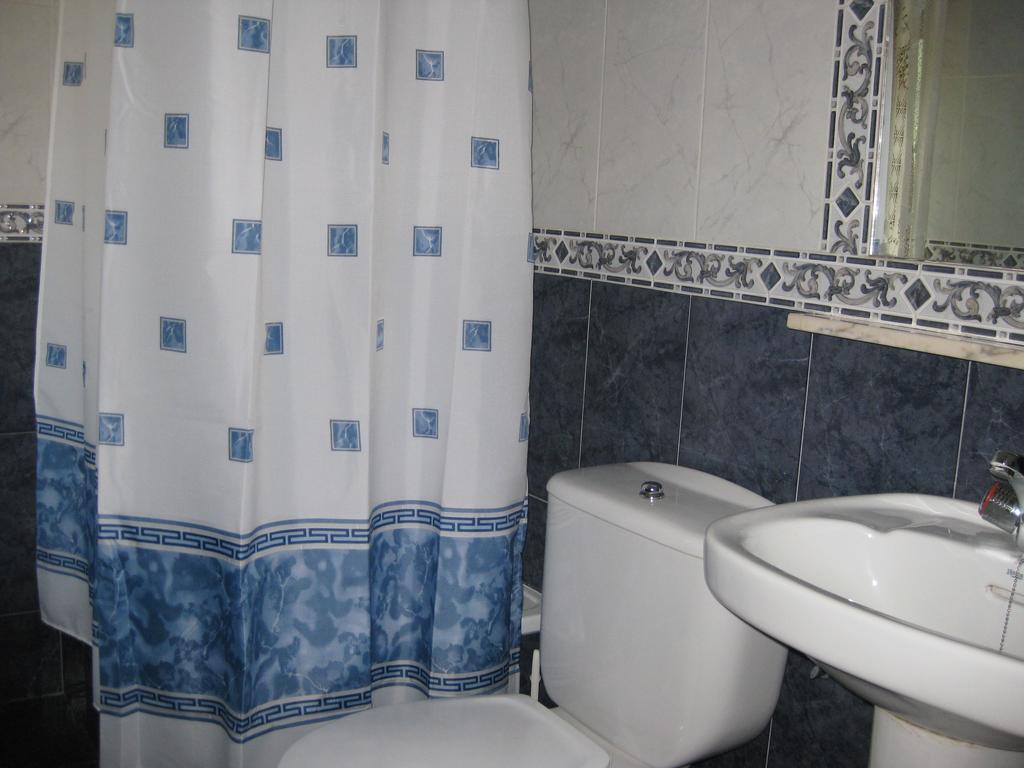 Hostal El Duje Tielve エクステリア 写真